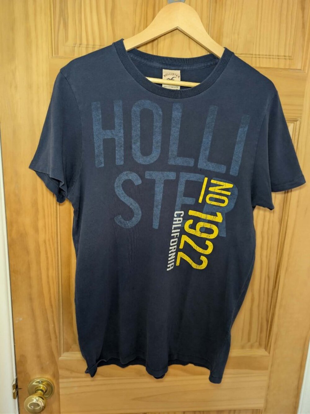 Hollister Mens Navy Graphic Tee California 1922 Size M